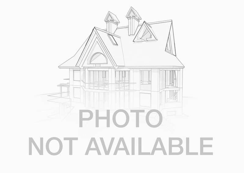 2242 TIMBER RDG, Muscatine, IA 52761